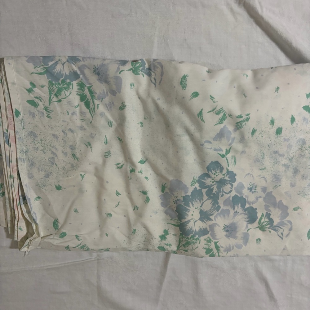 Vintage full size flat sheet